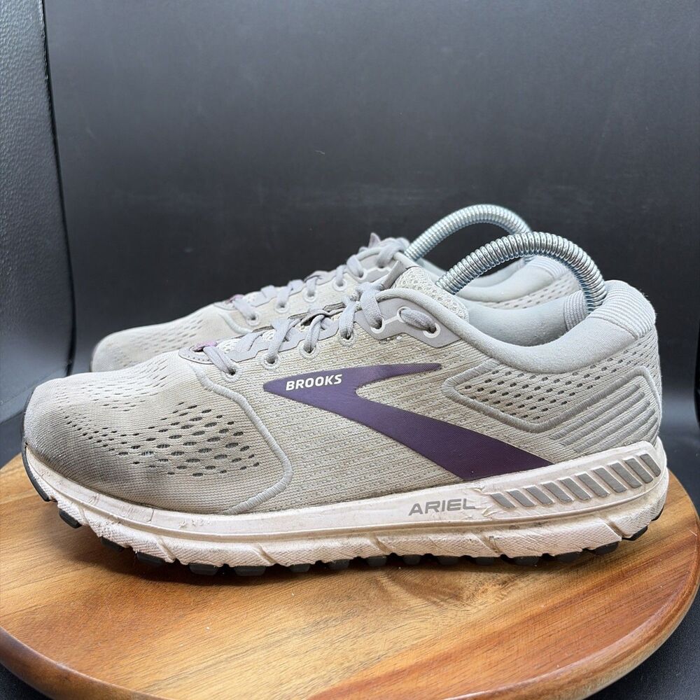 Brooks Ariel 20 Womens Size 9 Running Shoes Gray Sneakers 1203151B009